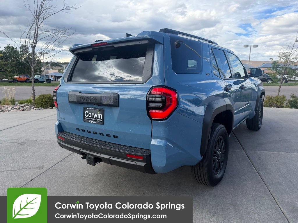 New 2026 Toyota 4Runner SR5 AWD/4WD image 10