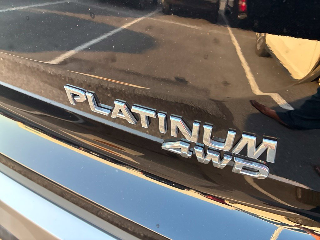 Used 2022 Nissan Pathfinder Platinum AWD/4WD image 26
