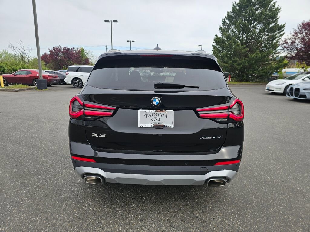 Used 2024 BMW X3 xDrive30i w/ Premium Essential Package image 6
