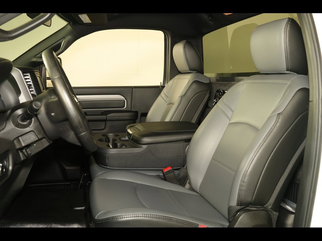 Used 2024 RAM 3500 Tradesman image 20