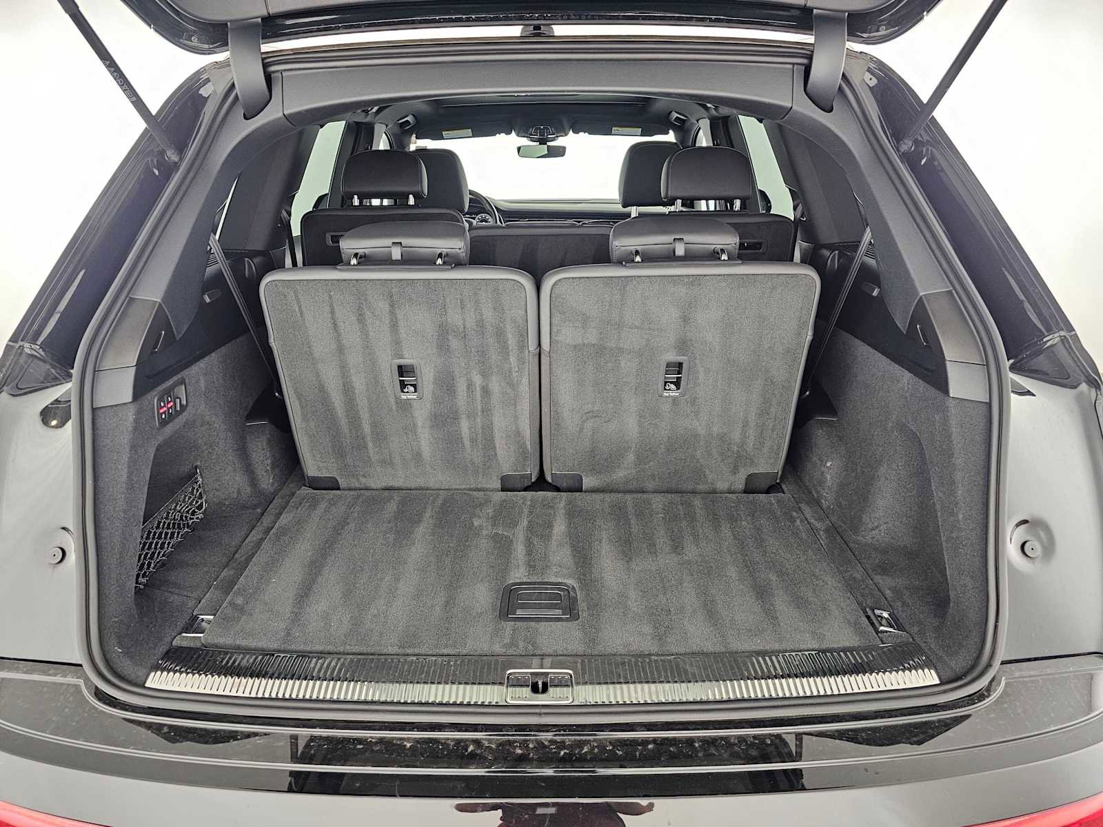 Used 2025 Audi Q7 3.0T Premium Plus image 15