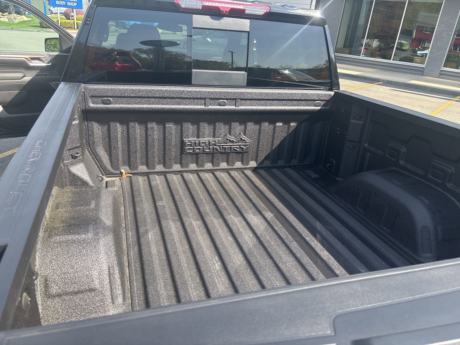 Used 2022 Chevrolet Silverado 1500 High Country w/ High Country Premium Package image 29