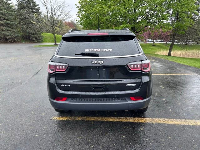 Used 2020 Jeep Compass Latitude AWD/4WD image 4