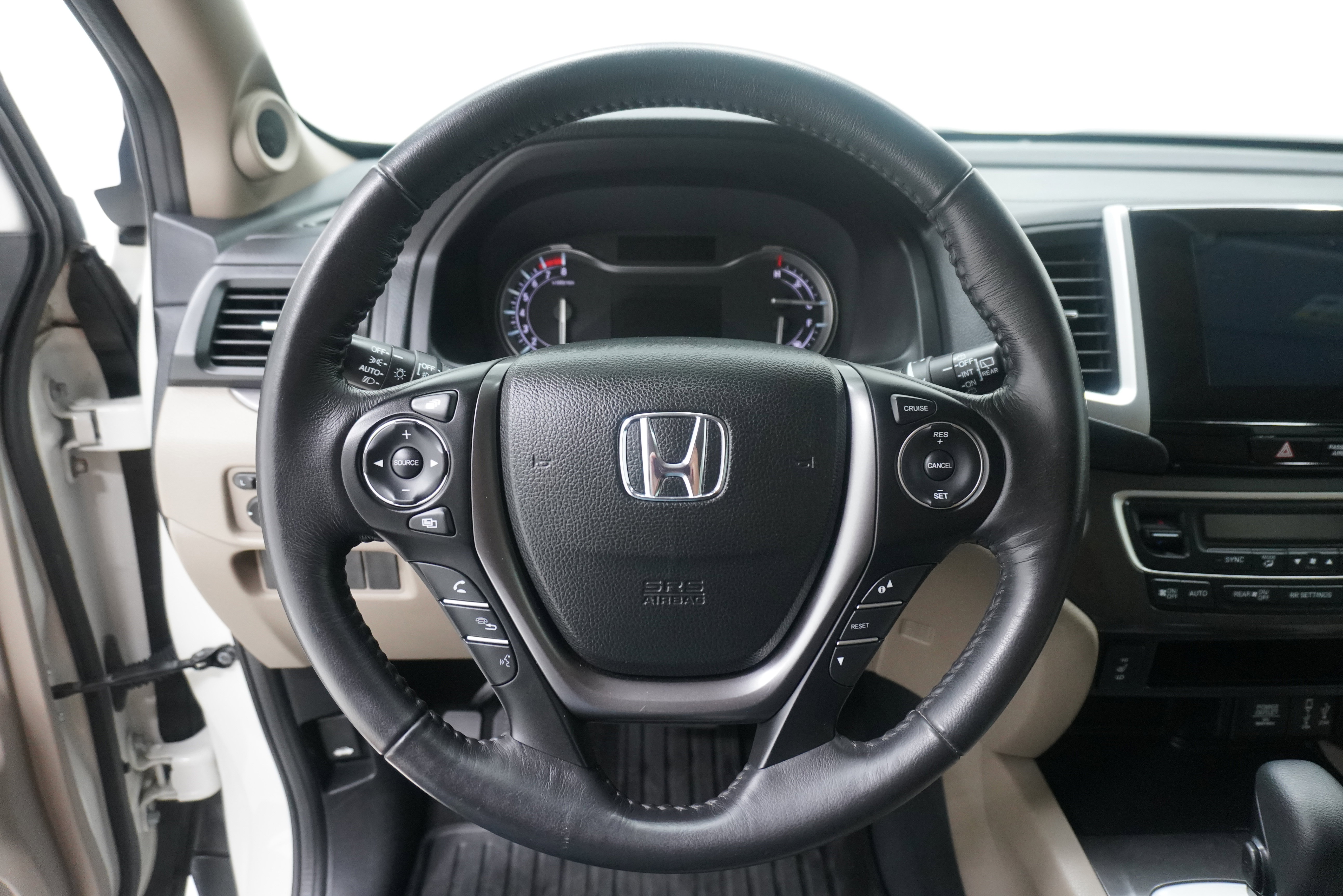 Used 2017 Honda Pilot EX-L image 18
