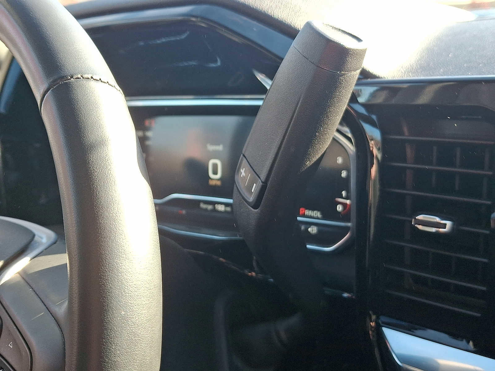 Certified 2025 GMC Sierra 1500 Elevation image 16