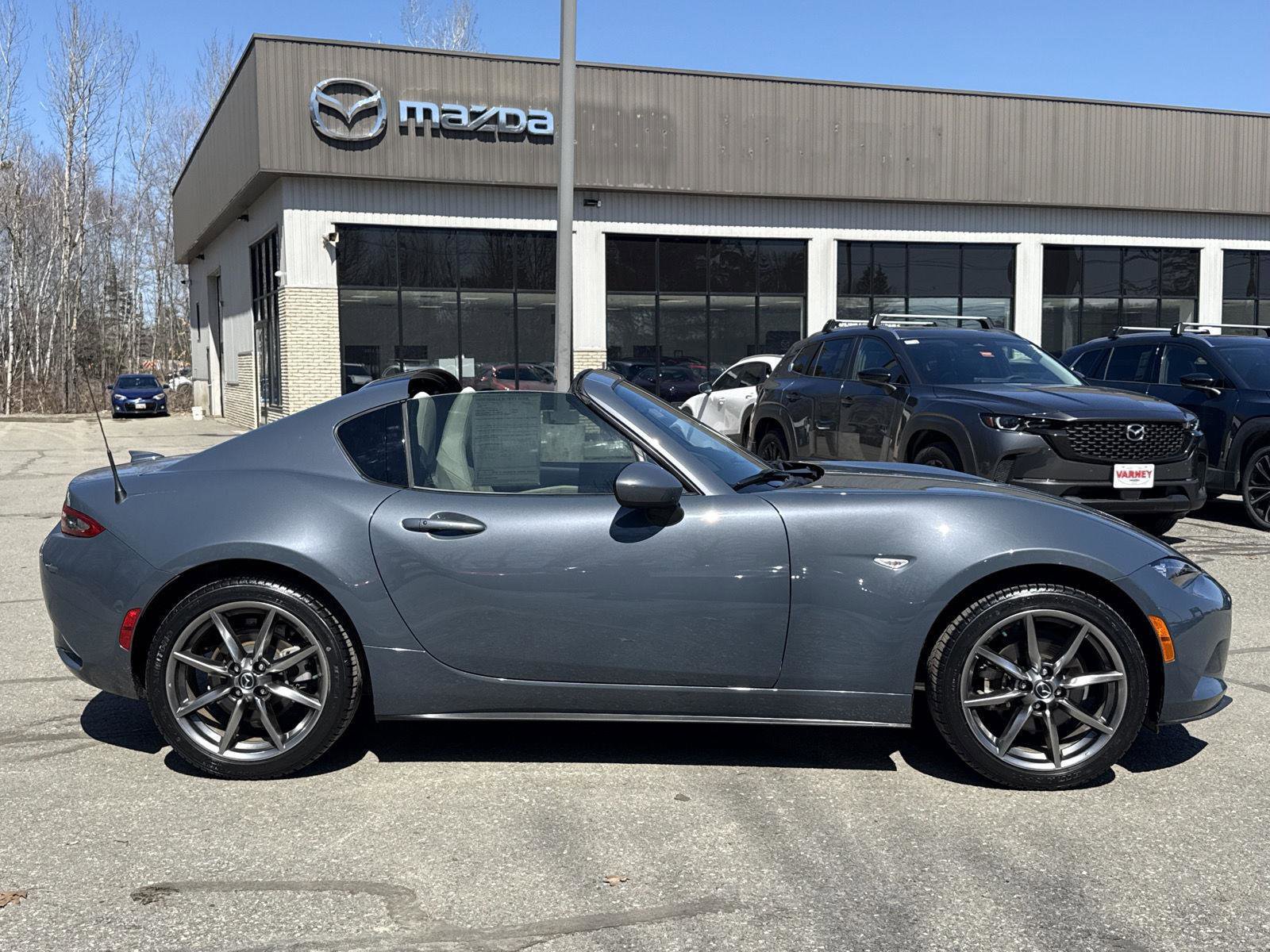 Used 2021 MAZDA MX-5 Miata RF Grand Touring image 6