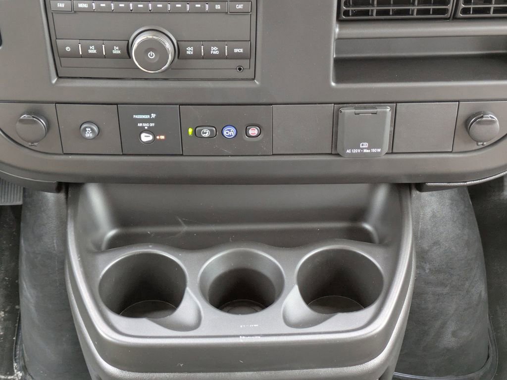 New 2025 Chevrolet Express 2500 Work Van 3D Extended Cargo Van w/ Driver Convenience Package image 19