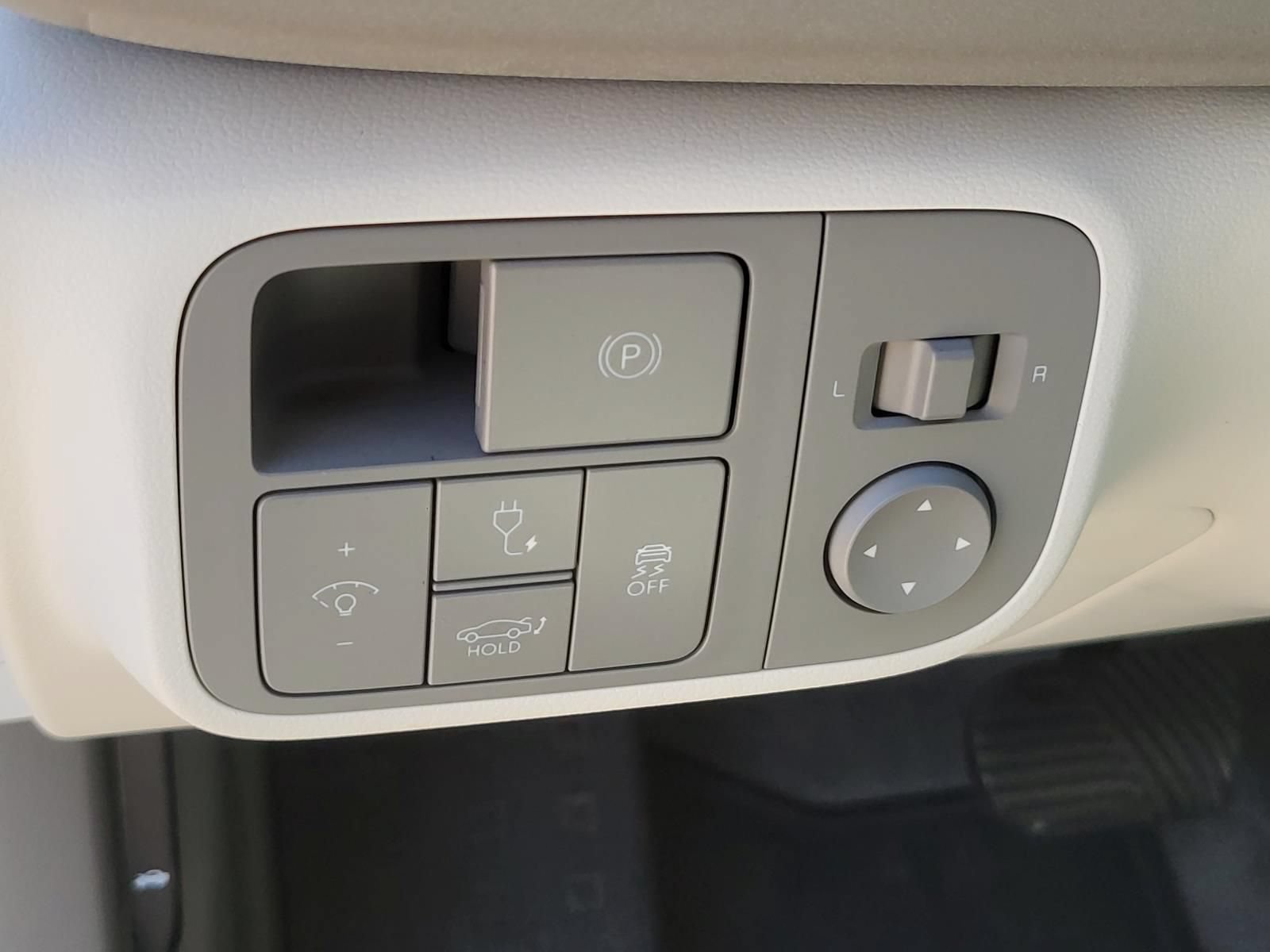 Certified 2023 Hyundai Ioniq 6 SEL RWD image 17