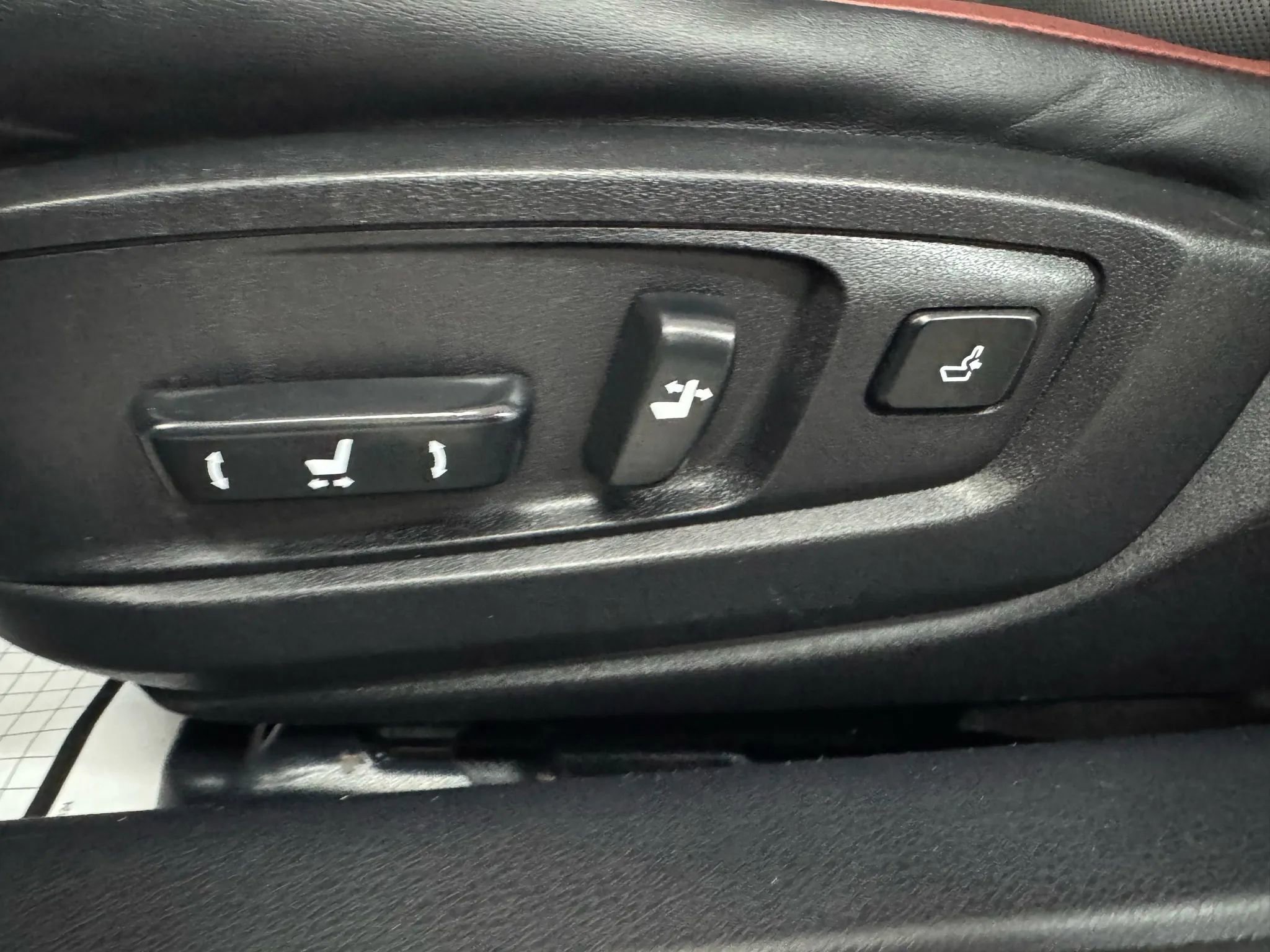 Used 2015 Lexus ES 350 image 11