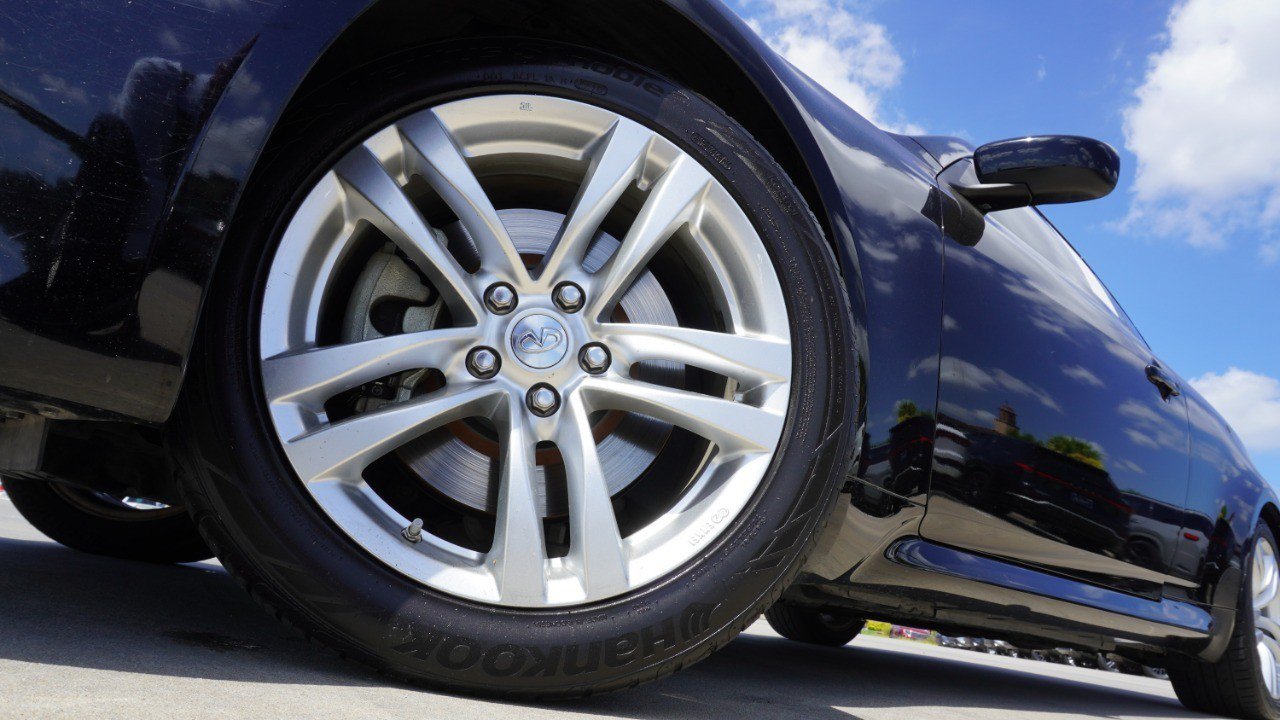 Used 2010 INFINITI G37 Convertible w/ Premium Pkg RWD image 11