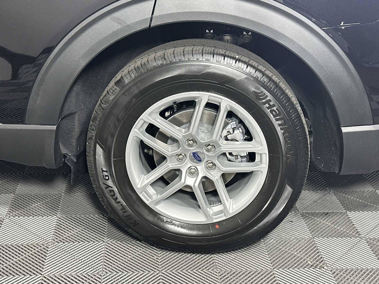 New 2026 Ford Explorer Active w/ Active Comfort Package RWD image 20