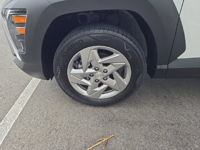 New 2026 Hyundai Kona SE AWD/4WD image 10