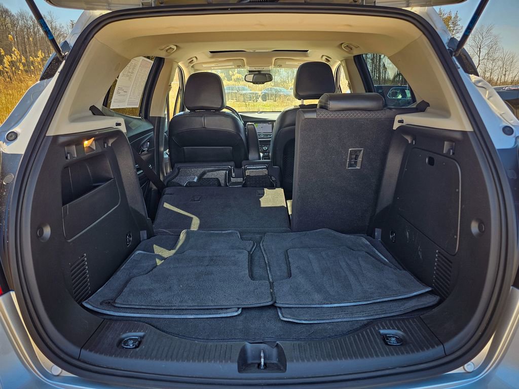 Used 2018 Buick Encore Preferred w/ Experience Buick Package image 32