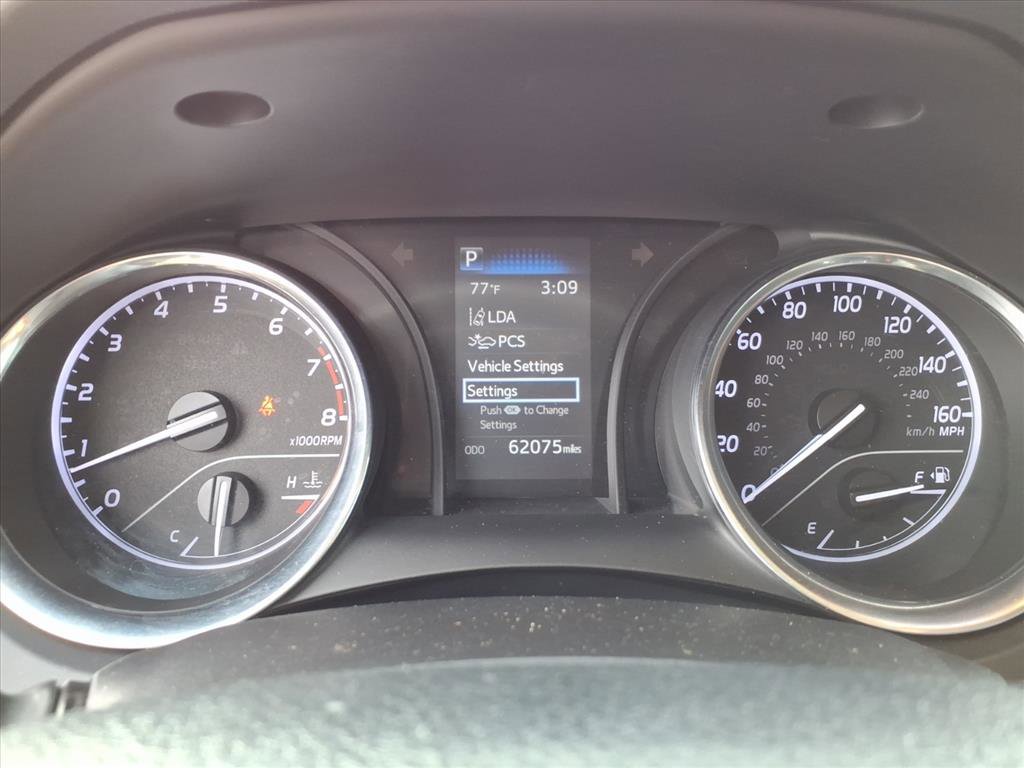 Used 2020 Toyota Camry SE image 22