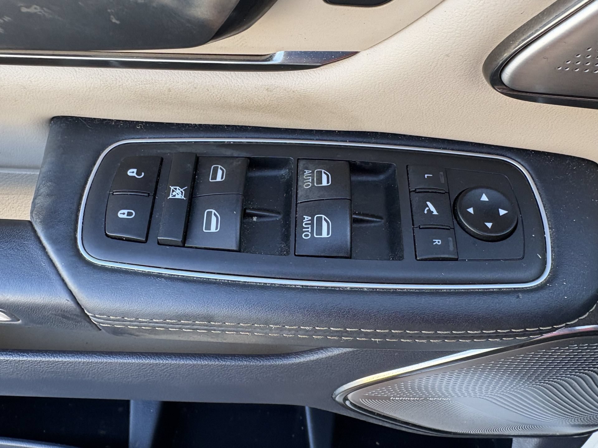 Used 2020 RAM 1500 Limited RWD image 12