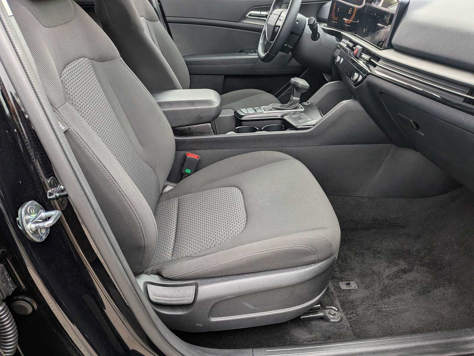 Used 2026 Kia Sportage LX AWD/4WD image 19
