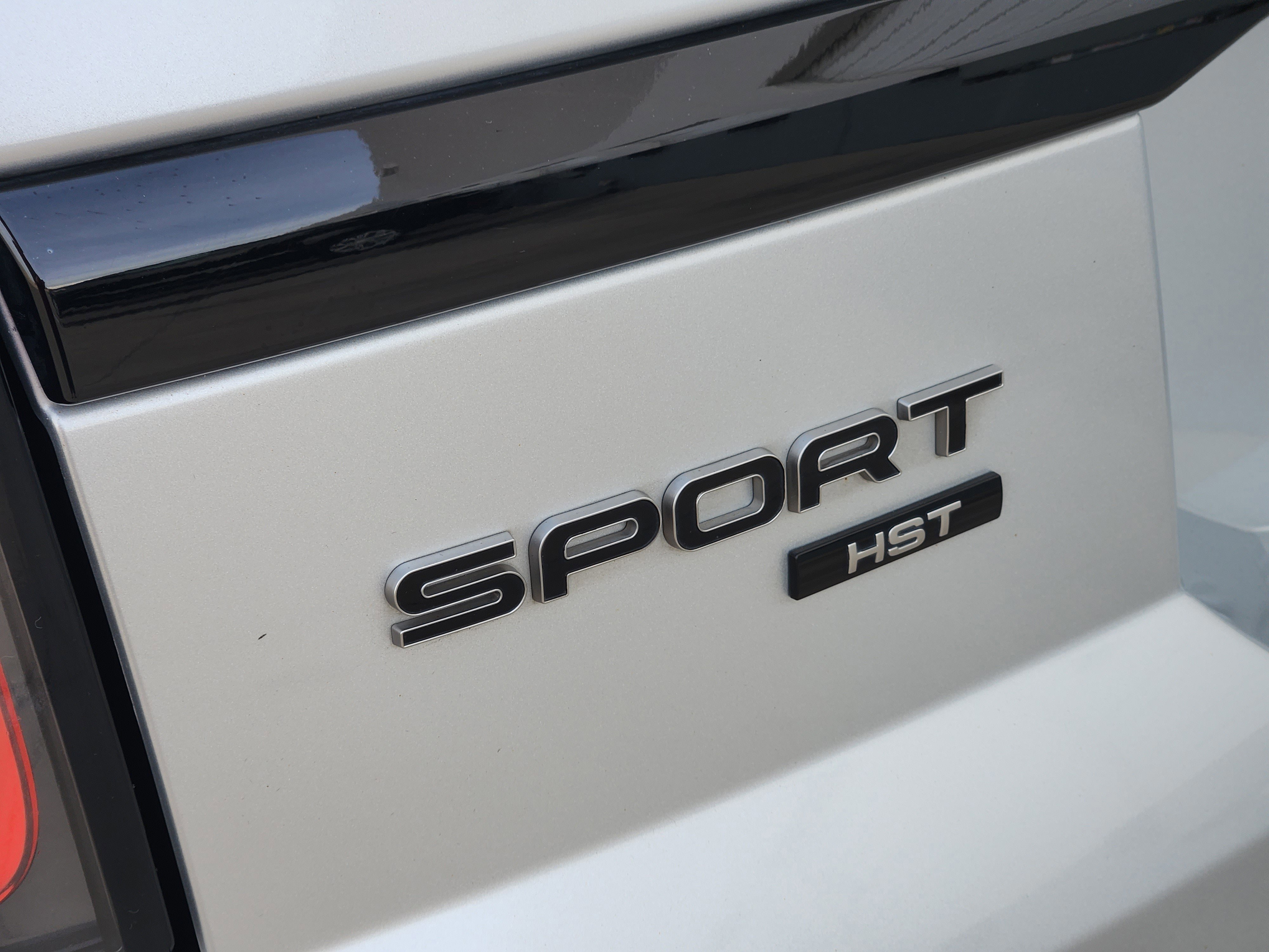 Used 2020 Land Rover Range Rover Sport HST AWD/4WD image 31