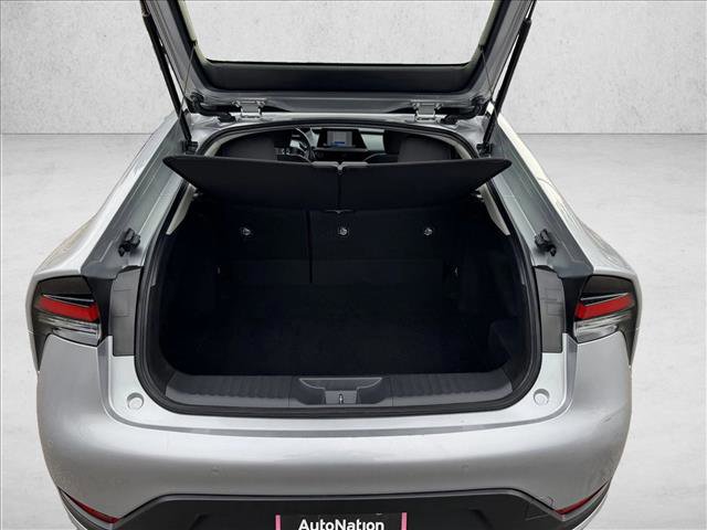 Used 2024 Toyota Prius LE image 8