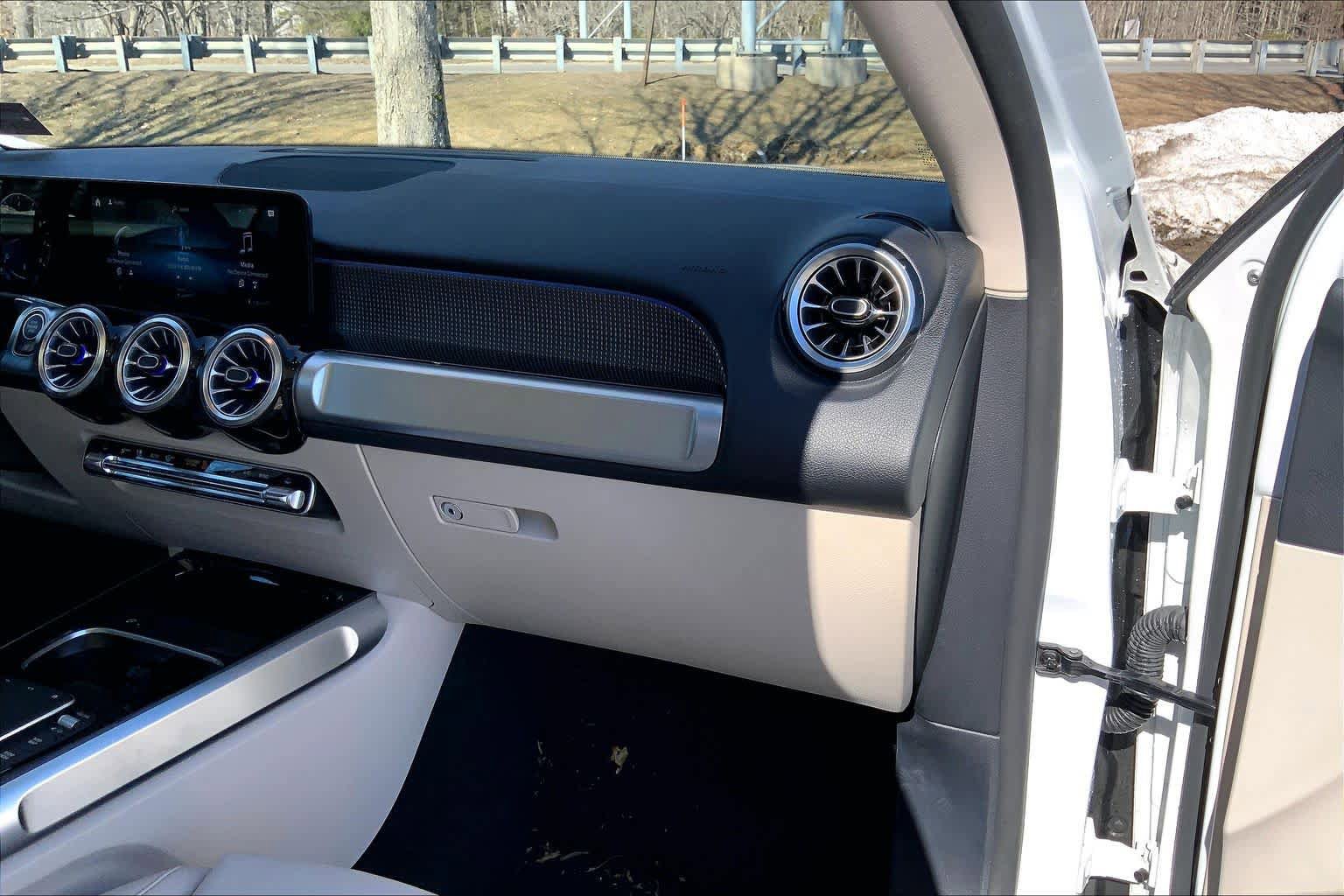 Certified 2022 Mercedes-Benz GLB 250 image 19