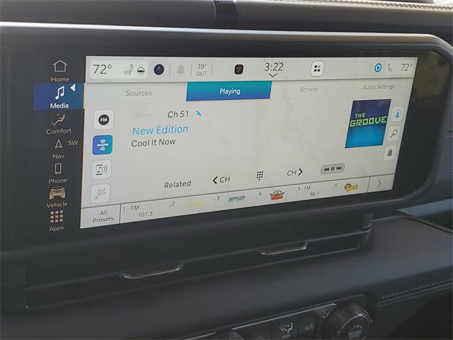 New 2026 Jeep Wrangler Rubicon w/ Technology Group image 24