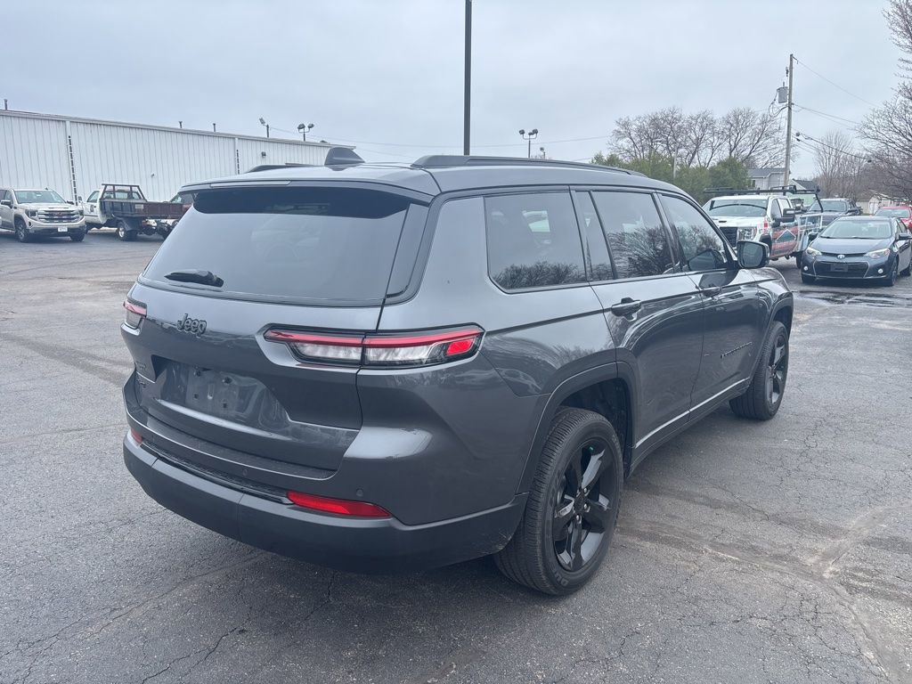 Used 2025 Jeep Grand Cherokee L Altitude image 6