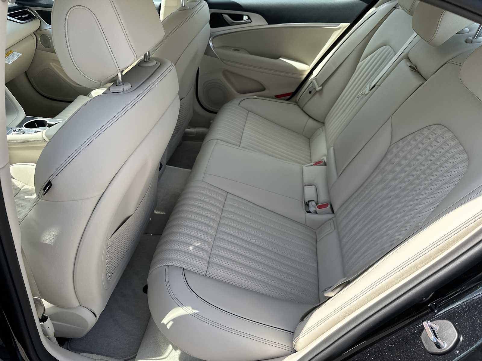 New 2026 Genesis G70 2.5T Prestige image 20