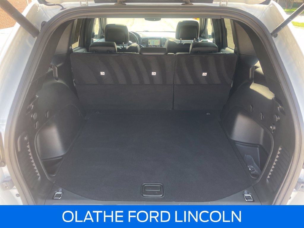 Used 2022 Jeep Grand Cherokee Limited w/ Trailer Tow Group IV AWD/4WD image 29