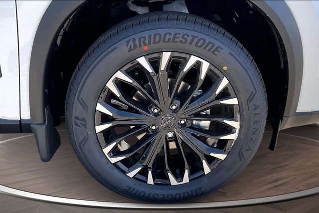 New 2026 Nissan Rogue SV image 12