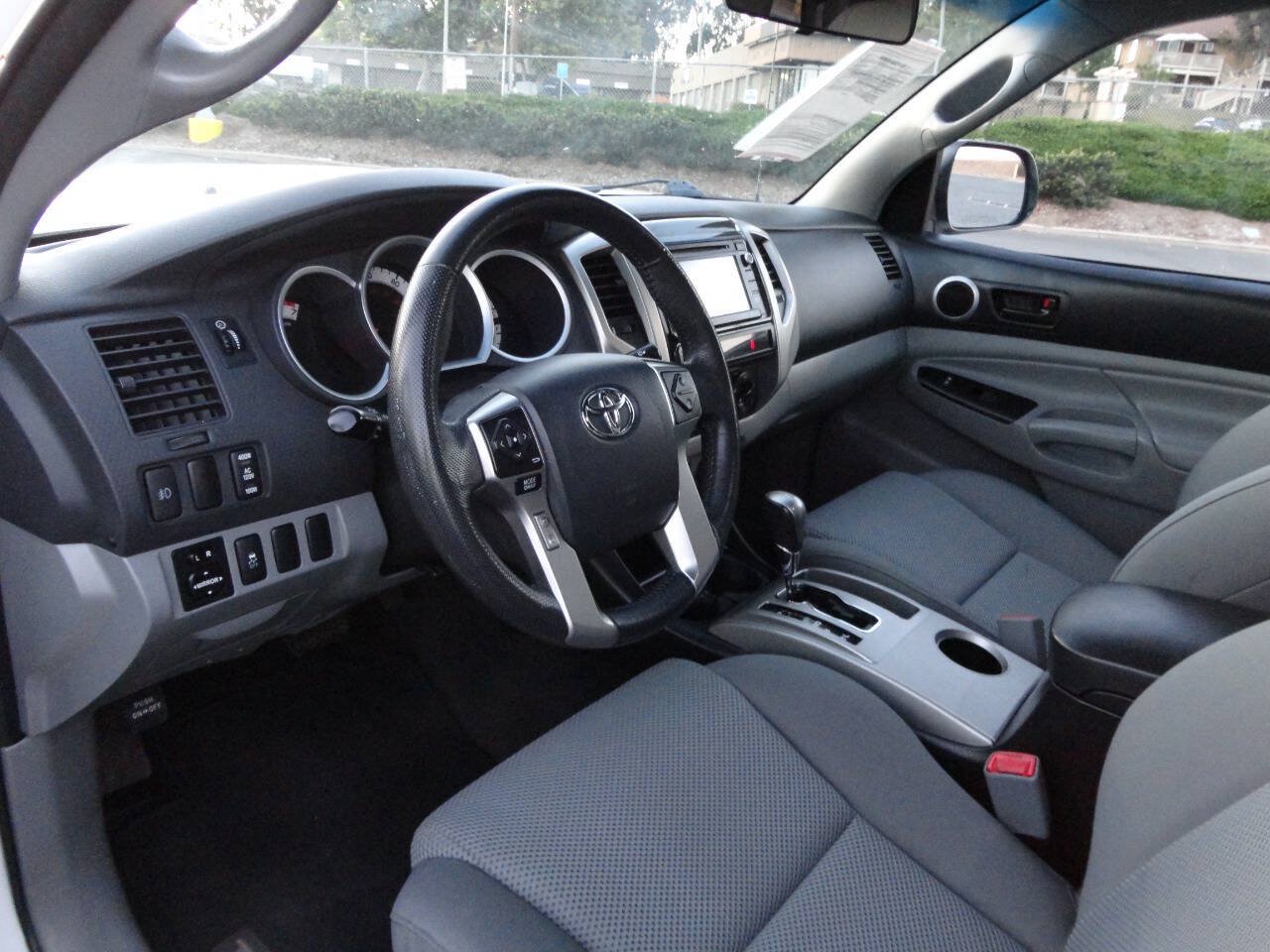 Used 2015 Toyota Tacoma PreRunner w/ TRD Sport Package RWD image 14