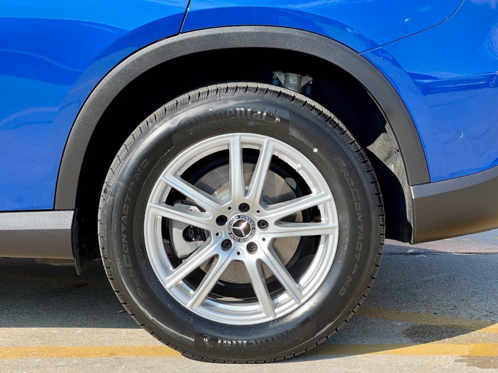 Certified 2026 Mercedes-Benz GLC 300 4MATIC image 11