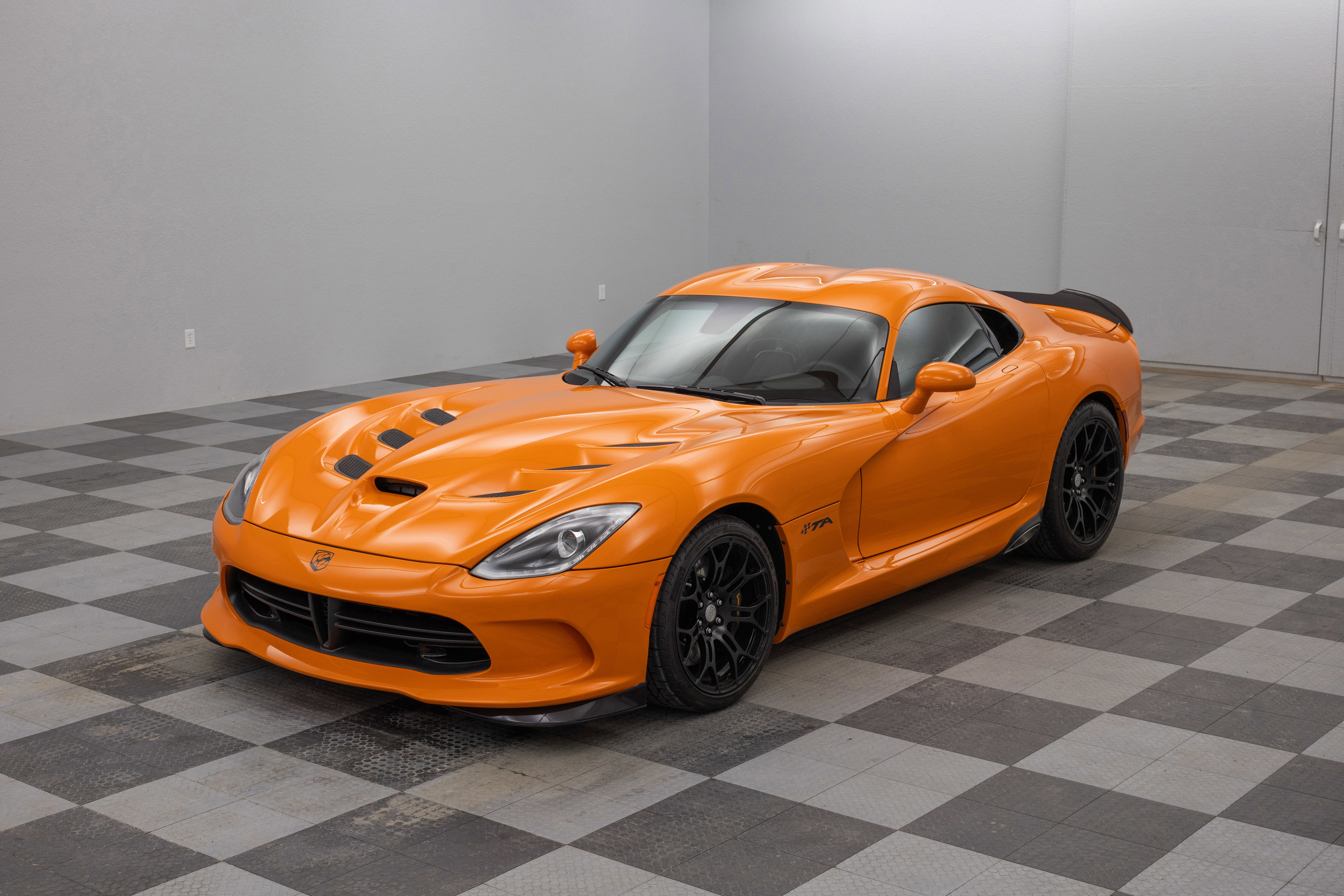 Used 2014 SRT Viper SRT-10 image 8