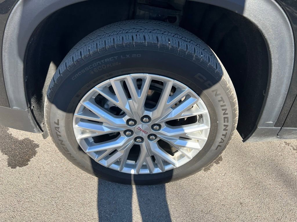 Used 2024 GMC Acadia Elevation image 13