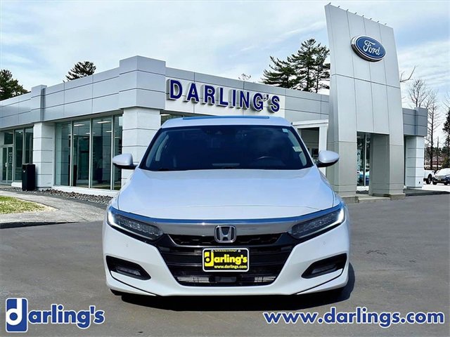 Used 2018 Honda Accord Touring image 2