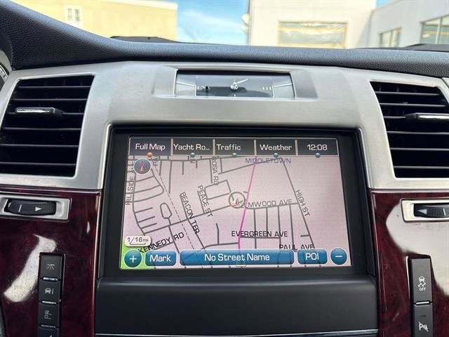 Used 2014 Cadillac Escalade Premium image 22