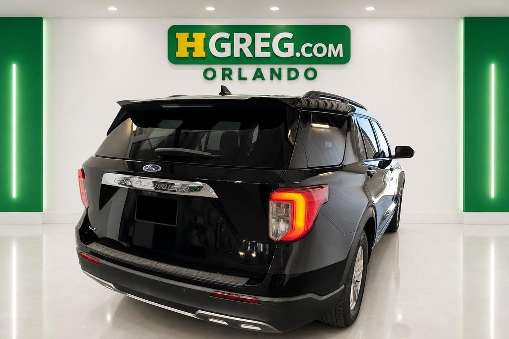 Used 2021 Ford Explorer XLT w/ Equipment Group 202A RWD image 6