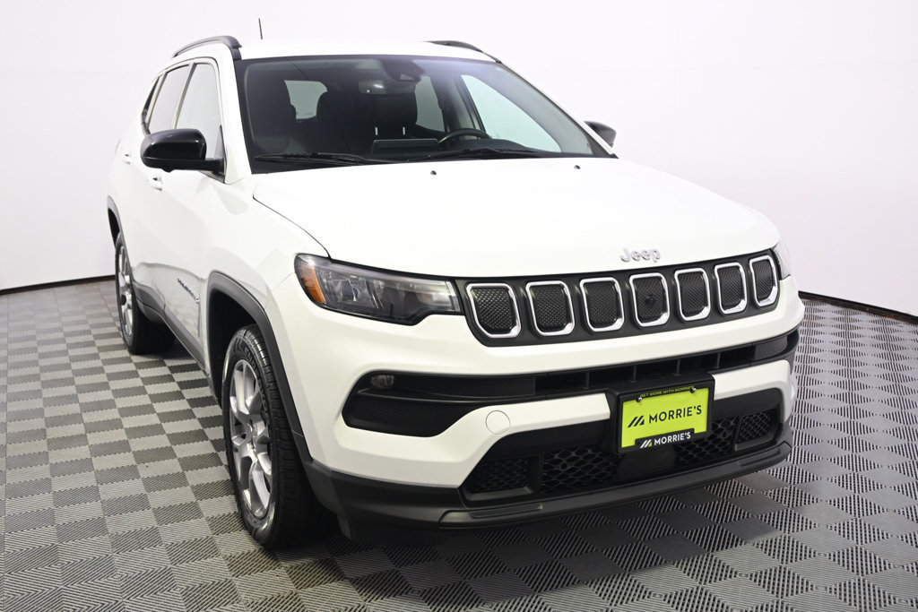 Used 2022 Jeep Compass Latitude AWD/4WD image 9