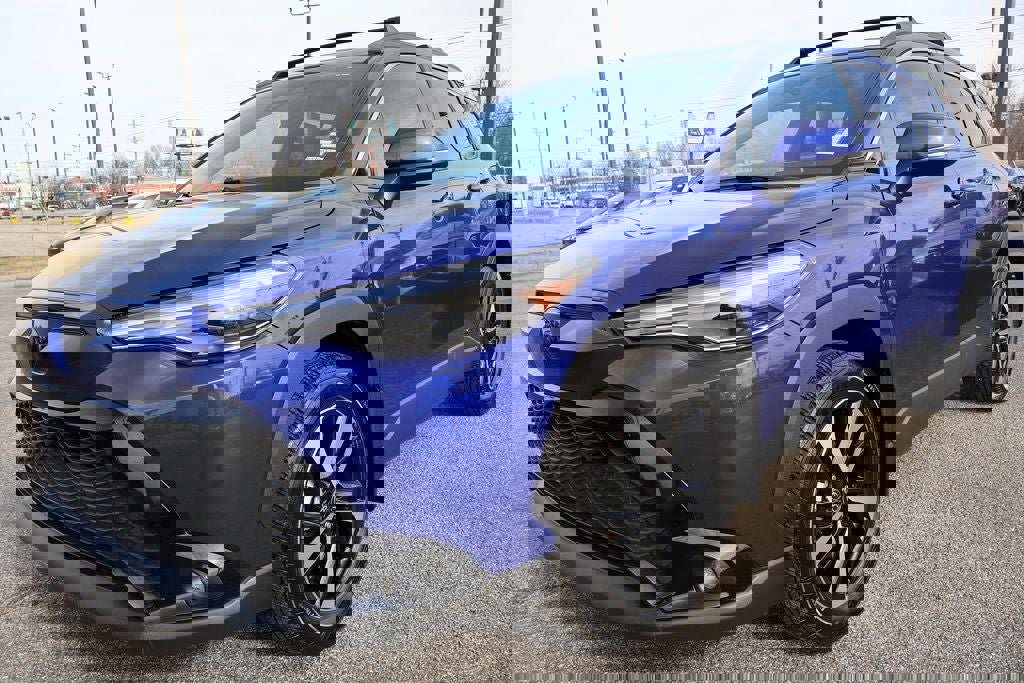 Used 2023 Toyota Corolla Cross AWD Hybrid image 1