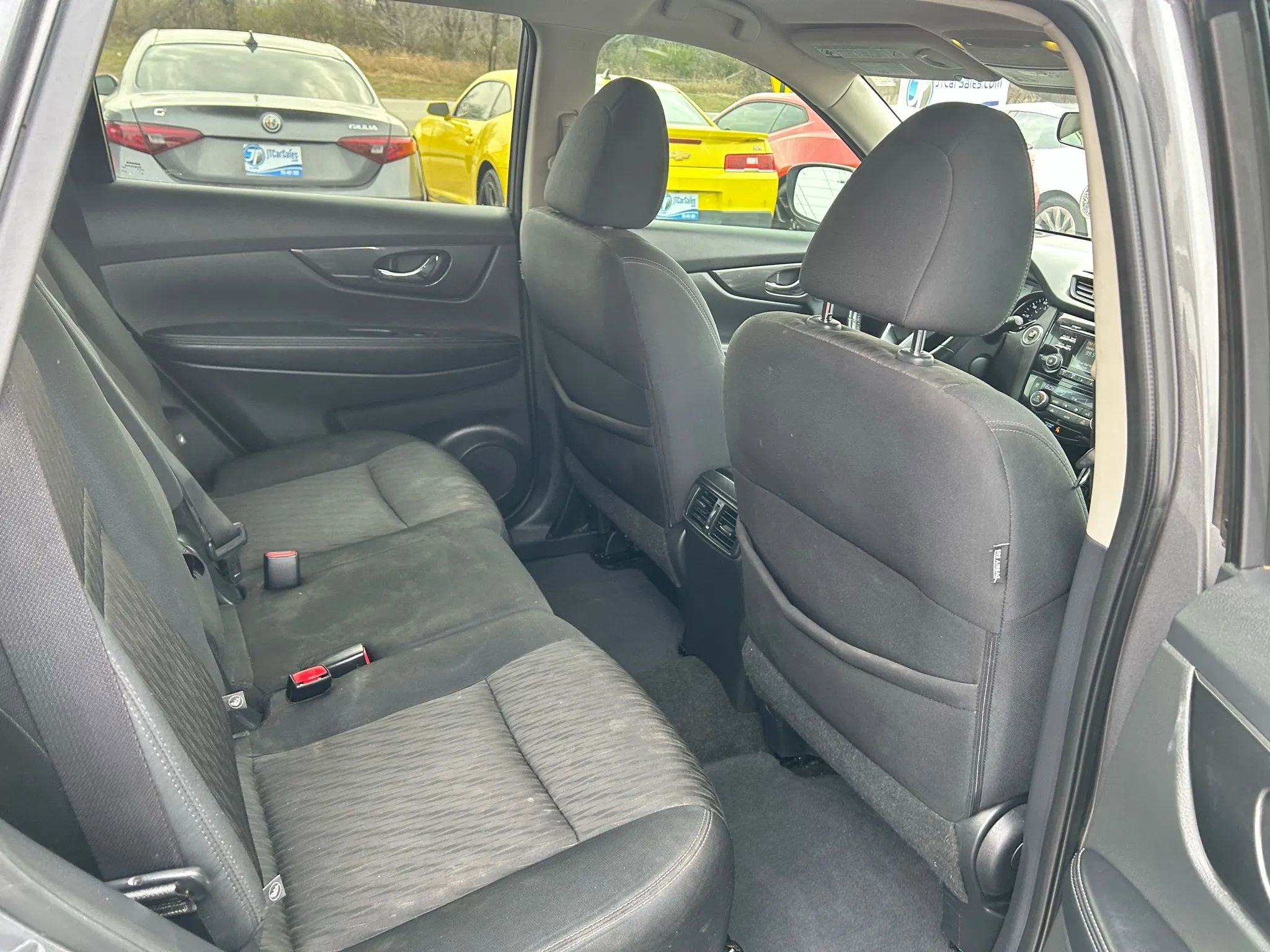 Used 2017 Nissan Rogue SV w/ Midnight Edition Package image 30