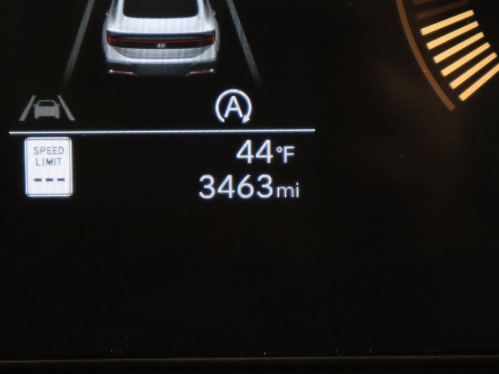 Used 2025 Hyundai Sonata SE image 34