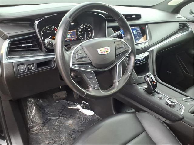 Used 2023 Cadillac XT5 Premium Luxury image 8