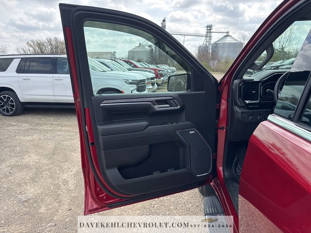 Used 2024 Chevrolet Silverado 1500 LTZ w/ LTZ Premium Package image 17