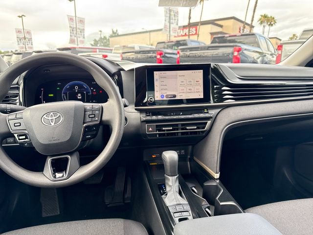 Used 2025 Toyota Camry LE FWD image 12
