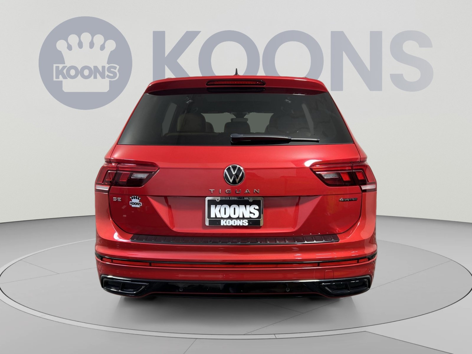 Used 2024 Volkswagen Tiguan SE R-Line AWD/4WD image 10