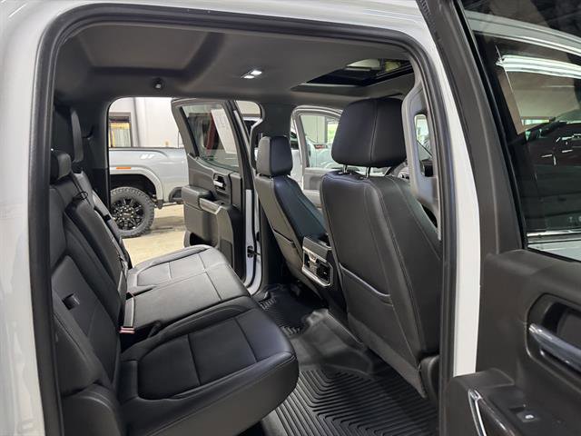 Certified 2021 Chevrolet Silverado 1500 LTZ w/ LTZ Premium Package AWD/4WD image 11