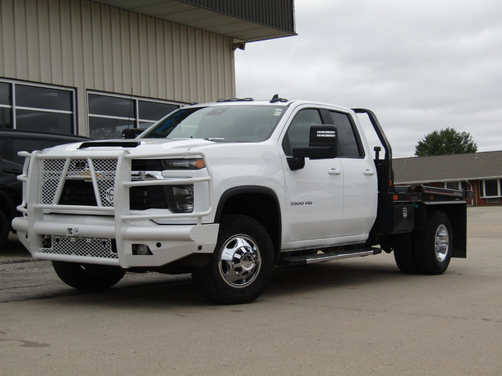 Used 2024 Chevrolet Silverado 3500 LT w/ Convenience Package AWD/4WD image 12
