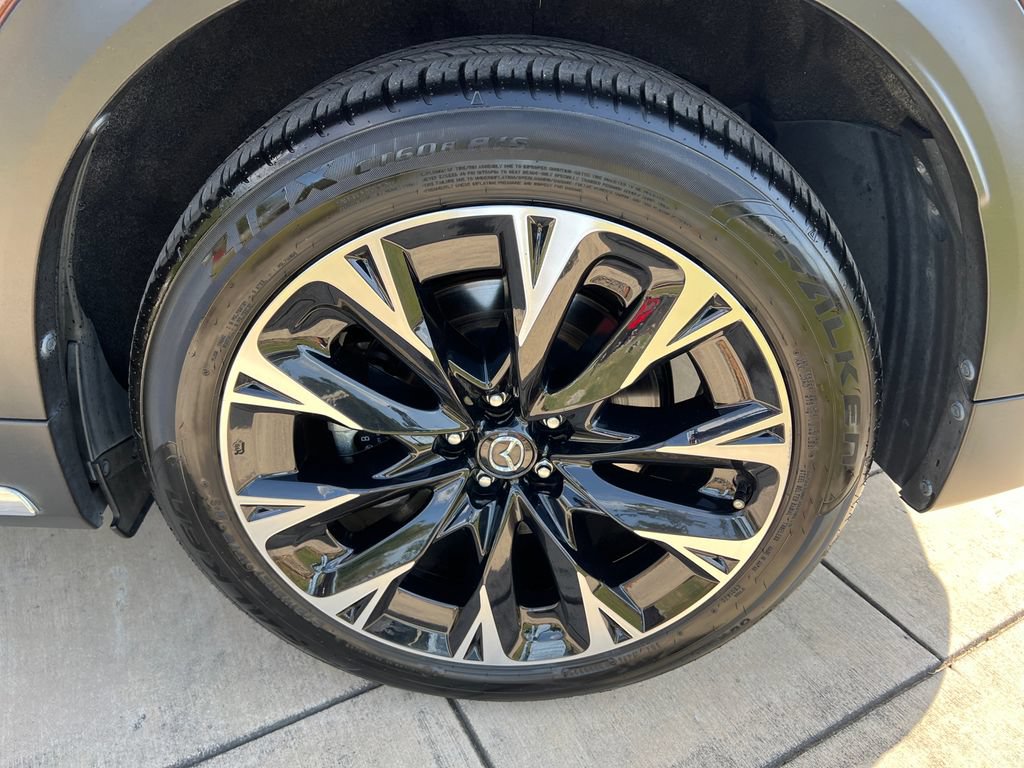 Used 2024 MAZDA CX-90 Plug-In Hybrid w/ Premium Pkg AWD/4WD image 17