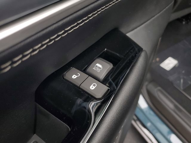 New 2026 Jeep Grand Wagoneer Limited image 17