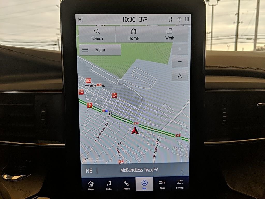 Used 2022 Ford Explorer Platinum w/ Equipment Group 601A image 18