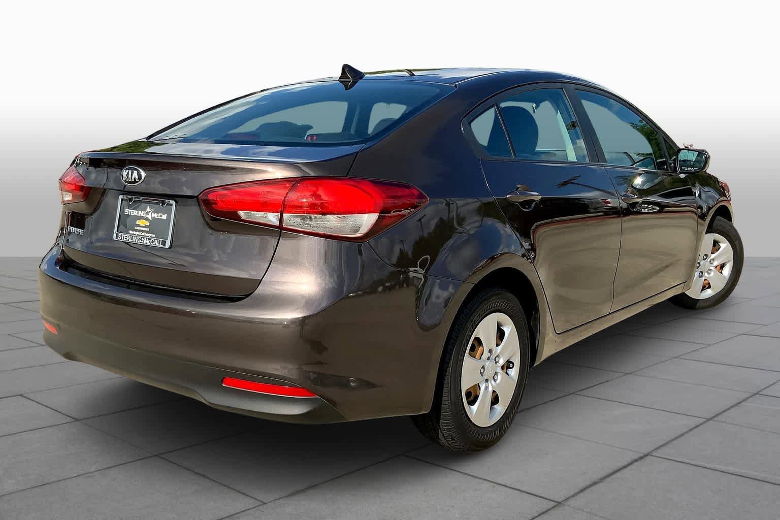 Used 2018 Kia Forte LX FWD image 13