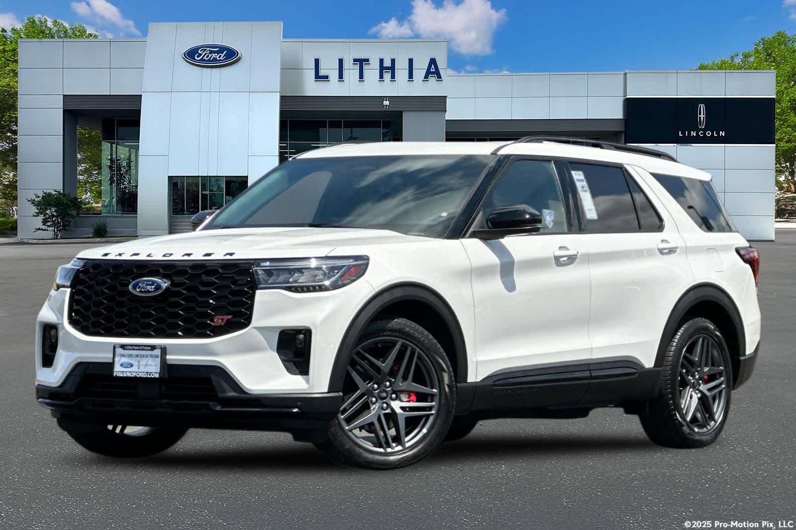 Certified 2025 Ford Explorer ST AWD/4WD image 1